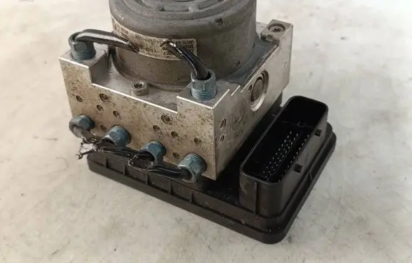 BMW 4 F32 F33 ABS Pump 6861376 6858953 DSCMK100