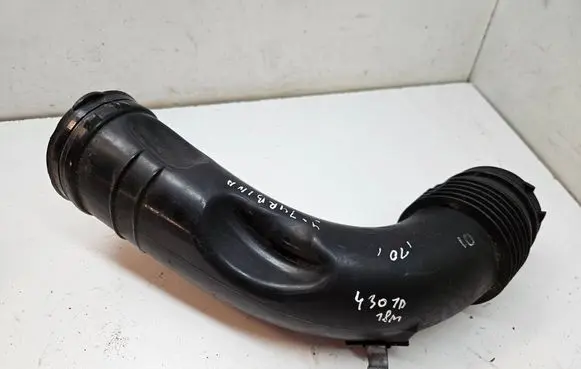 BMW 4 F36 Gran coupe Turbo air intake inlet pipe/hose 8512381