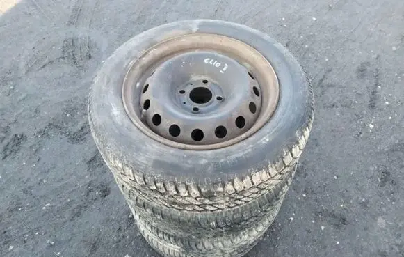 Renault Clio II R15 steel rim 