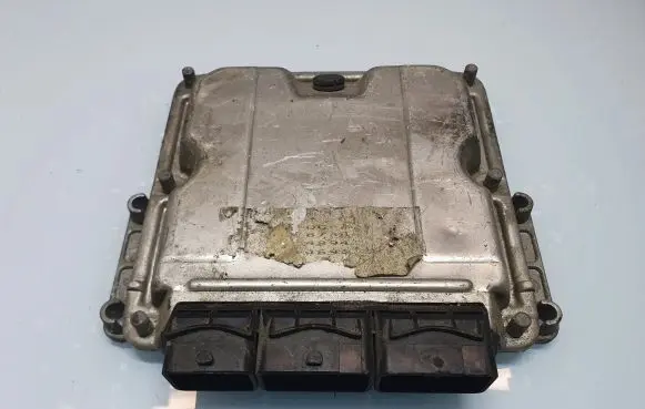 Renault Scenic I Engine control unit/module HOM8200039569 8200078730