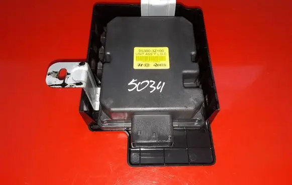 Hyundai i40 Voltage converter/converter module 953003Z100
