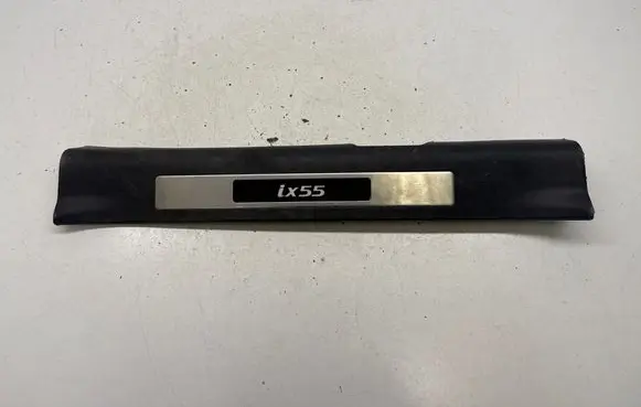 Hyundai ix 55 Front sill trim cover 858713J000