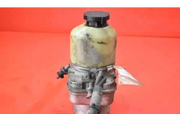 Opel Astra H Power steering pump