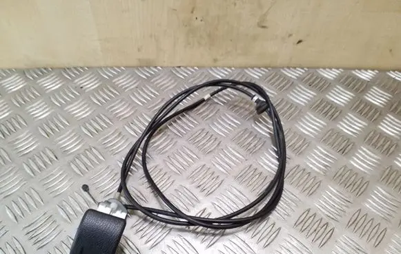 Engine bonnet (hood) release handle