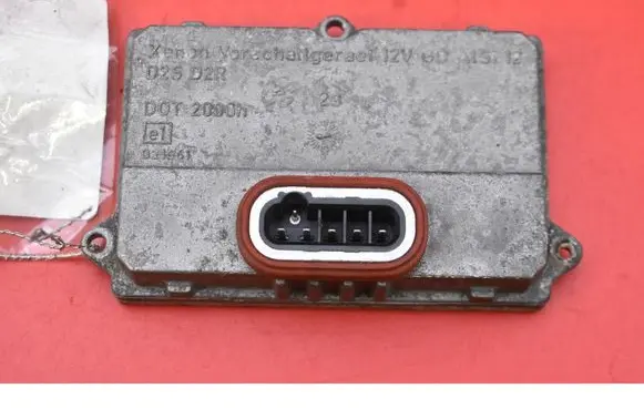 Ford Focus C-MAX Voltage converter/converter module 5DV008290-00