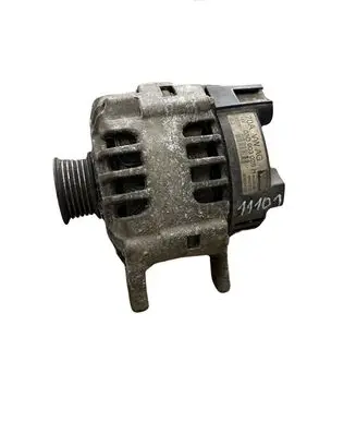 Volkswagen Polo IV 9N3 Generator/alternator 03D903025H