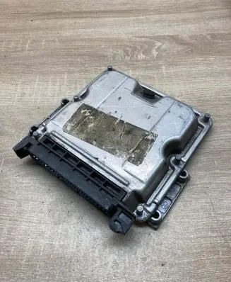 Peugeot 407 Engine control unit/module ECU 9635156580 0281001977