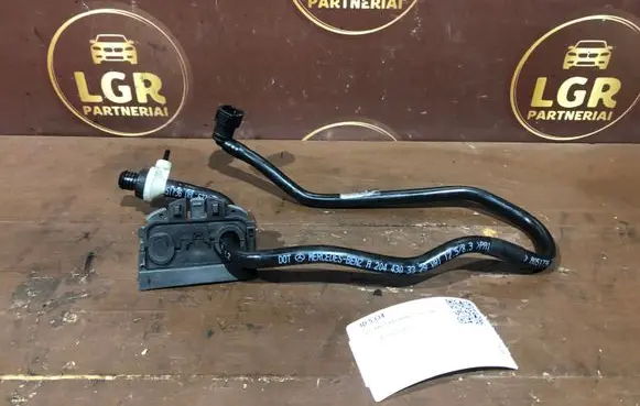 Mercedes-Benz C W204 Vacuum line/pipe/hose A2044303329