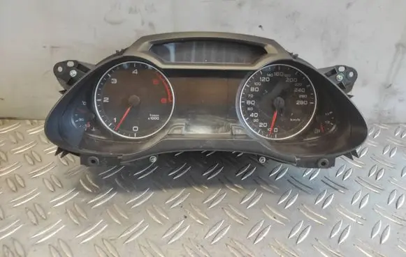 Audi A4 S4 B8 8K Speedometer (instrument cluster) 555001620507