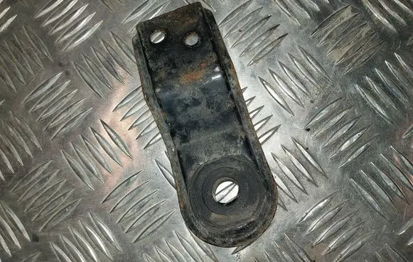 Radiator support slam panel bracket