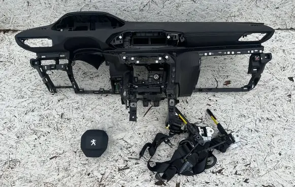 Peugeot 3008 II Dashboard 