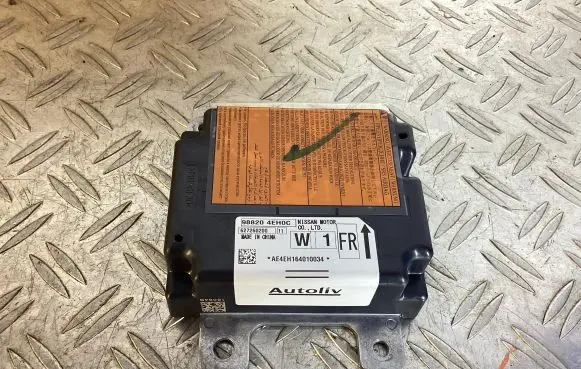 Nissan Qashqai Airbag control unit/module 988204EH0C 627260200