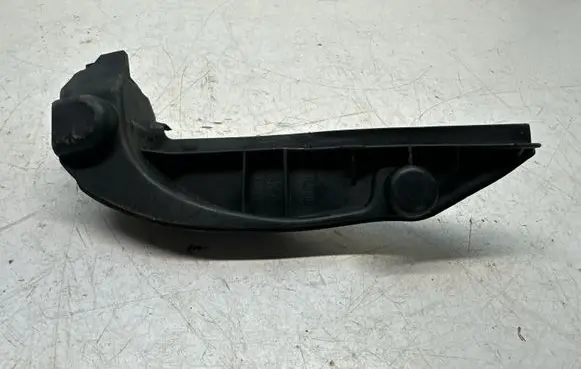 Toyota Yaris XP210 Other rear door trim element 68198K0010