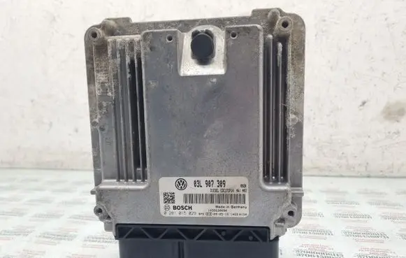 Volkswagen PASSAT B6 Engine control unit/module 03L907309
