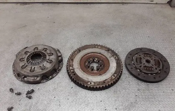 Renault Megane III Clutch set kit 122033810 322039310