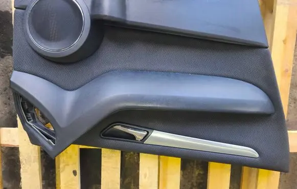 Mercedes-Benz B W245 Front door card panel trim A1697201570 W169115018 329505S9G61000