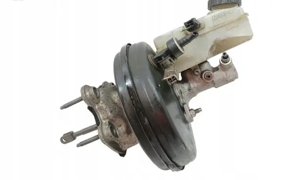 Renault Clio IV Brake booster 472104788R