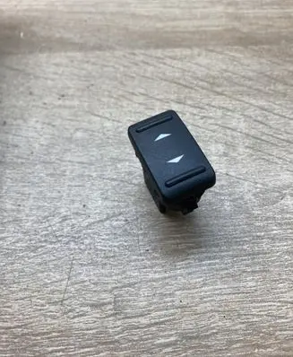 Ford C-MAX I Electric window control switch 3M5T14529AA