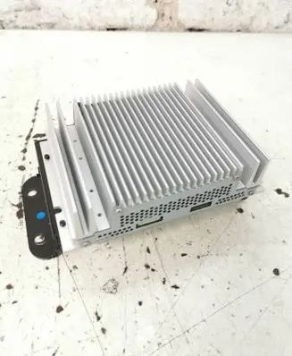 Hyundai ix35 Sound amplifier 963702Y000 AMP400LME 1224583