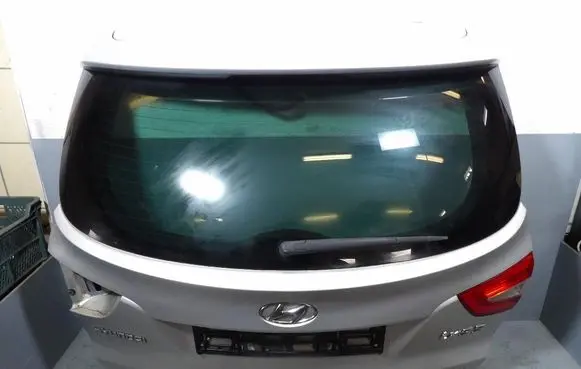 Tailgate/trunk/boot lid
