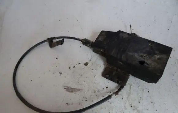 Opel Antara Hand brake control module 20951996
