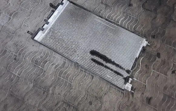 Opel Insignia A A/C cooling radiator (condenser) 13330217