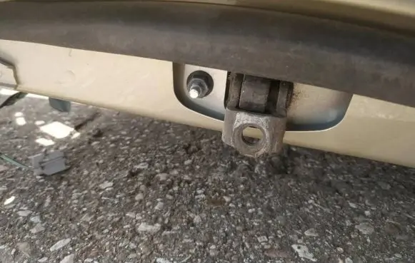 Volvo S80 Front door check strap stopper 