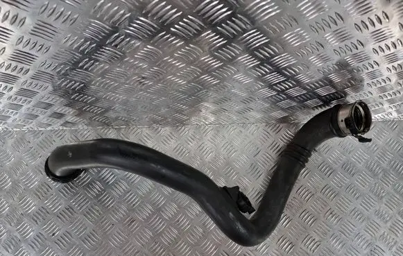 Intercooler hose/pipe