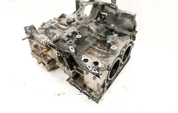 Subaru Impreza V Engine block 1077552 1078775 FB20