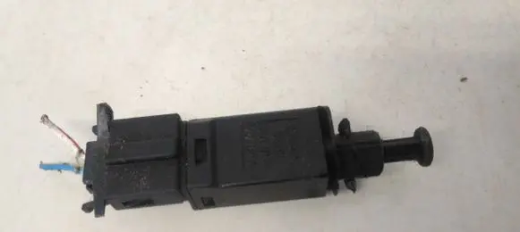 Clutch pedal sensor