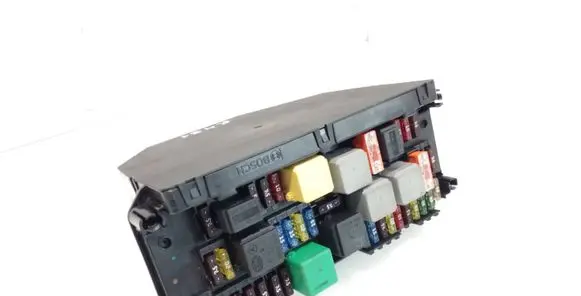 Mercedes-Benz E W212 Fuse module A2129008307 A2129020603 A2129024403