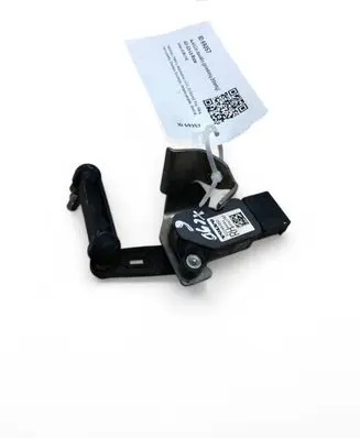 Headlight/headlamp level sensor