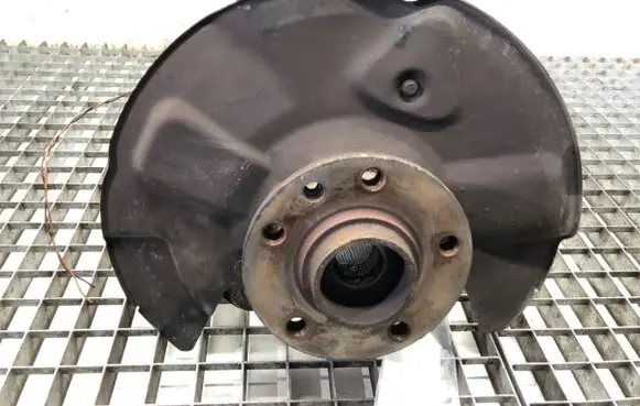 Volkswagen Transporter - Caravelle T6 Front wheel hub spindle knuckle 