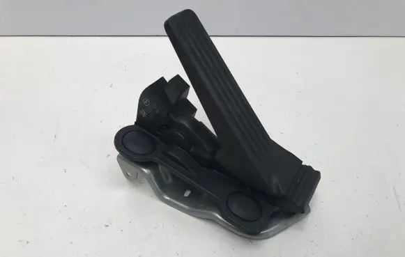 Mazda CX-60 Accelerator throttle pedal PV31243702 03480201
