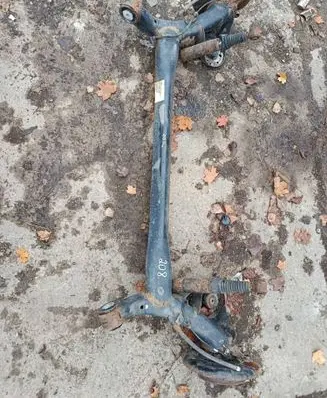 KIA Rio Rear axle beam 