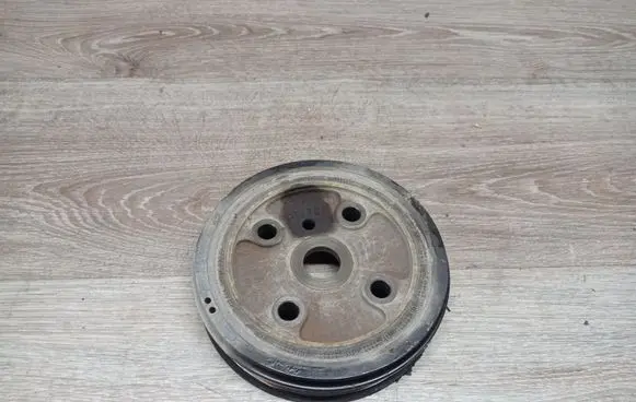 Volvo S60 Crankshaft pulley 30637335