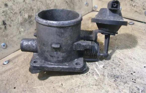 KIA Sportage Throttle valve 3510027