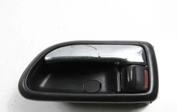 Subaru Legacy Front door interior handle
