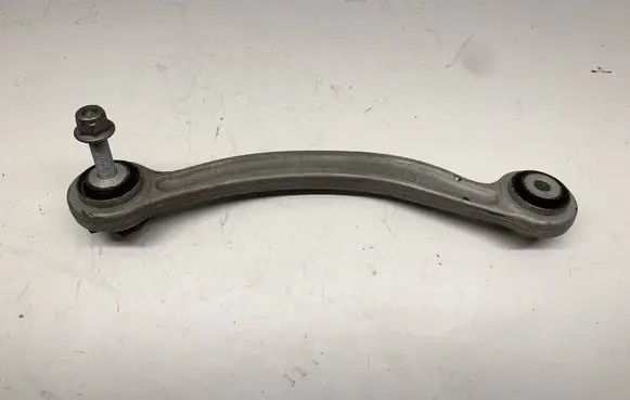 Mercedes-Benz C W204 Rear control arm A2043521465 20409F16 1225