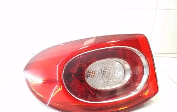Volkswagen Tiguan Rear/tail lights 5N0945095D