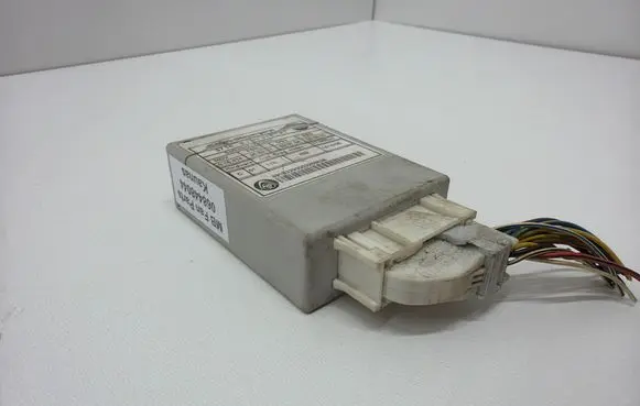 BMW 5 E60 E61 Air suspension control unit module (rear) 6784314 066301 030104