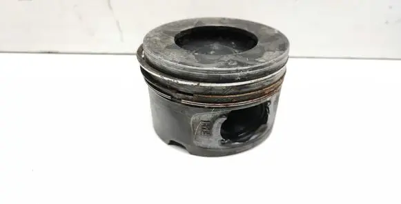BMW 5 E60 E61 Piston 0840BB