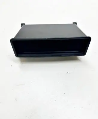 BMW 7 G11 G12 Dashboard storage box/compartment 105841499C