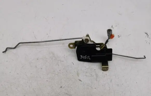 Honda CR-V Loading door lock 