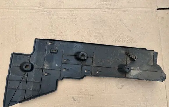 Lexus GS 300 350 430 450H Side bottom protection 5816830021
