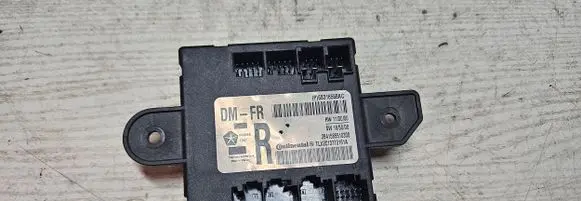 Chrysler Pacifica Door control unit/module 68316558AC