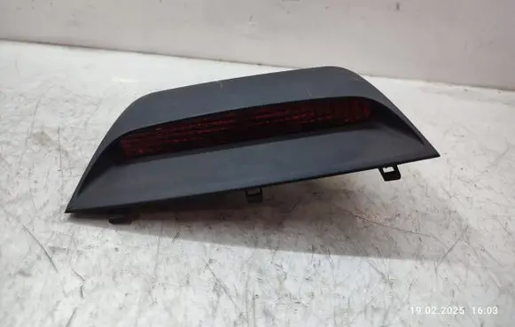 Hyundai Sonata Third/center stoplight 927003K000