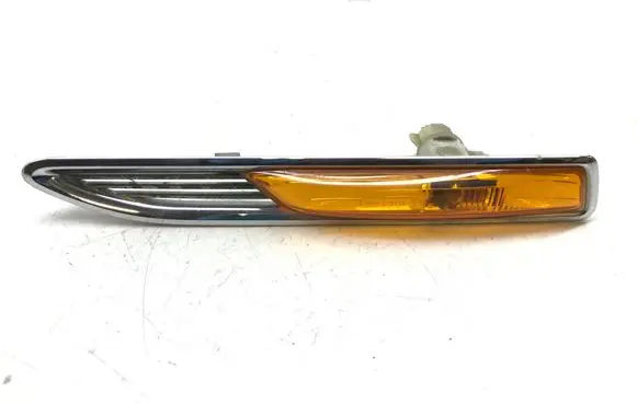 Ford Mondeo MK IV Front fender indicator light 7S7113K354BF