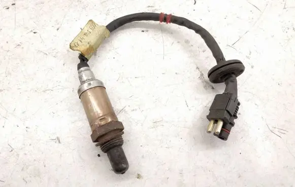 Mercedes-Benz 190 W201 Lambda probe sensor A0095424117 0095424117