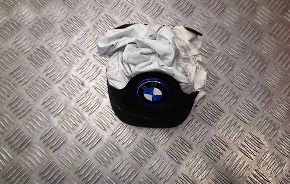 BMW 5 G60 Steering wheel airbag 5A244E5